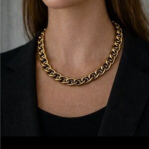 Beautiful Chunky Gold Chain link Necklace